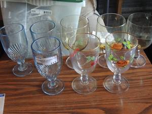 lot 112 image: wine glasses