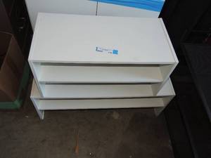 lot 116 image: qty 2 white wooden shoe racks and black metal shoe rack
