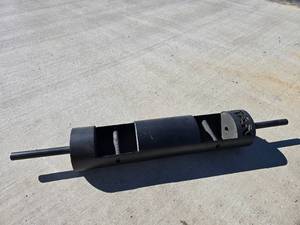 lot 8 image: Titan Fitness Rackable Strongman Log Bar