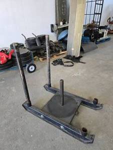 lot 17 image: Steel Heavy Duty Plate Weight Push Sled