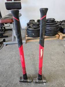 lot 28 image: Lot of 2 Husky 10lb Sledge Hammers