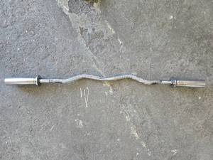 lot 104 image: Olympic Curl Bar