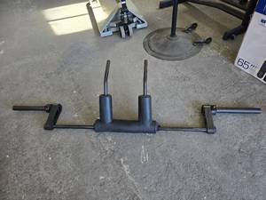 lot 108 image: Kabuki Transformer Squat Bar