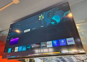 lot 4 image: Very Nice Samsung 70 UN70DU7200F Crystal UHD 4K Smart TV.  ALREADY REMOVED FROM THE WALL & READY TO PICK UP