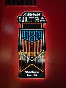lot 27 image: Michelob Ultra Lighted Wall Beer Sign.  Tested