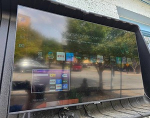 lot 57 image: Samsung UN43CU7000F Crystal UHD 43 4K Smart TV.  Works Great  Just couldnt get a great picture of it outside.&nbsp ALREADY REMOVED FROM THE WALL &amp READY TO PICK UP