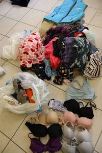 lot 153 image: Womens clothes as shown