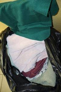 lot 174 image: Towels and blankets