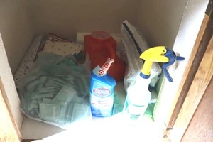 lot 150 image: Bathroom Cleaners, alcohol wipes and more