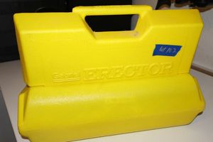 lot 102 image: Vintage Erector set