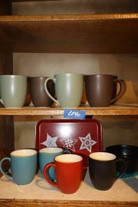lot 40 image: Noritake Stoneware mugs