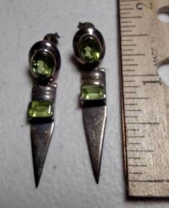 lot 223 image: Jewelry Sterling silver 925 earrings with light green stone
