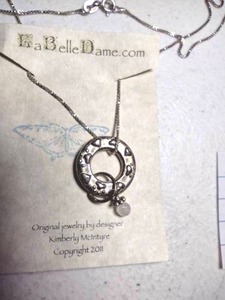 lot 227 image: Jewelry