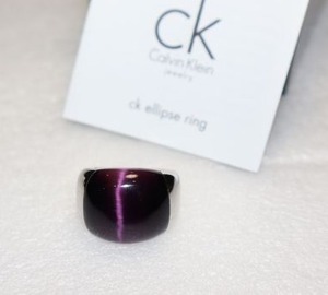 lot 266 image: Jewelry Glass Calvin Klein eclipse ring