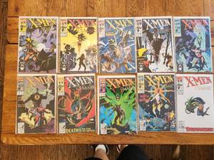 lot 42 image: Selection of Marvel Comics - X-Men Classic