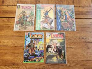 lot 79 image: Selection of Valiant Comics - Turok Dinosaur Hunter