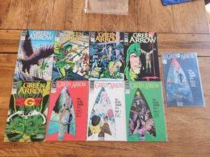 lot 137 image: Selection of vintage DC Comics - Green Arrow