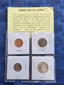 lot 38 image: Proof set of coins
