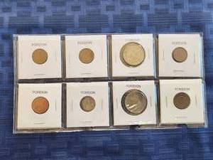 lot 100 image: Selection of vintage Foreign coins