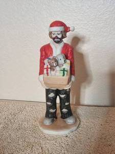 lot 24 image: Collectible Vintage Kelly Jr - Bisque porcelain Christmas - 9692 - E. Kelly Jr. signed initials