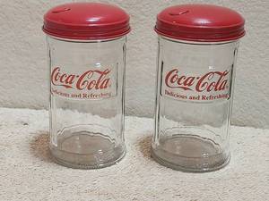 lot 121 image: Selection of 2 vintage Coca-Cola glass and metal sugar shakers