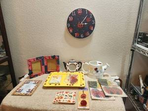 lot 143 image: Selection of ladybug decor.