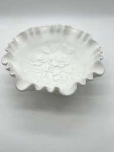 lot 22 image: Vintage Imperial Satin White with Roses Bowl