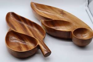 lot 33 image: Hawaii Monkeypod Bowls