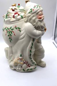lot 50 image: Lenox Santa Cookie Jar