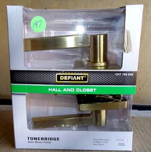 lot 197 image: NEW IN BOX  DEFIANT 1007-789-959 Tonebridge Hall Closet Door Lever, Satin Brass Finish