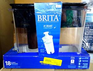 lot 121 image: Brita XL 18-Cup UltraMax Filtered Water Dispenser with Filter
