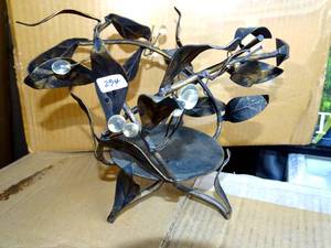 lot 294 image: DECORATIVE CANDLE HOLDER