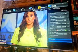 lot 82 image: BIG $ LOT - Sharp LC-65LE654U Review (LC65LE654U) 65 1080p LED TV Smart TV (LIKE NEW)