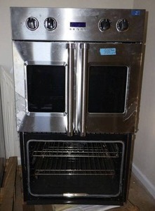 lot 2 image: Viking 30 electric double French door oven, model VDOF7301SS. Plus Viking range (needs door) model VDOF7301SS04