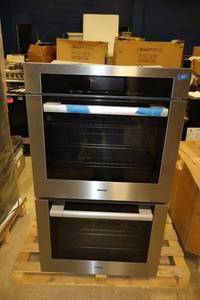 lot 109 image: Miele dual oven unit, model H6780-2BP2