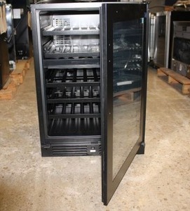 lot 21 image: Zephyr wine storage unit model PRW24C02BPG  - 2Wx2Dx210H