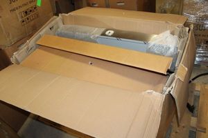 lot 57 image: Tecnogas Superiore 48 range hood, model 060094127  HD481BTMG (marked new in box) (same as lot 34)