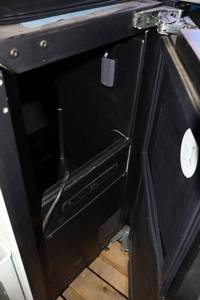 lot 12 image: U-line ice maker model UHNB315-ISO1A - 13x19x210