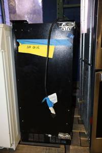 lot 25 image: Ice maker - 12W x 111D x 211H