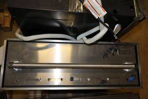 lot 180 image: Viking warming drawer, model VEWD103SS