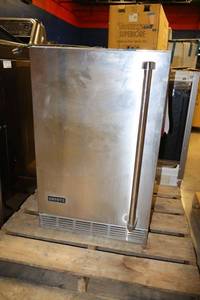 lot 186 image: Coyote Marvel 24 refrigerator, model MA24RAS1RS