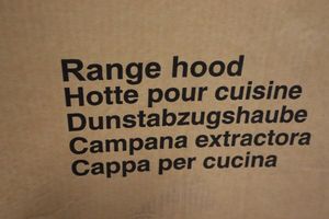 lot 58 image: Tecnogas Superiore 36 range hood, 060094128 model HD361B (same as lot 32)