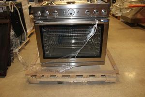 lot 139 image: Superiore range, model RL361GPSS