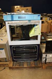 lot 126 image: Whirlpool Built-in double oven, model KODE500EWH05