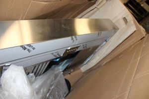 lot 154 image: Tecnogas Superiore range hood