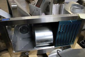 lot 281 image: Zline 30 wall mount range hood, model KB-30-S32