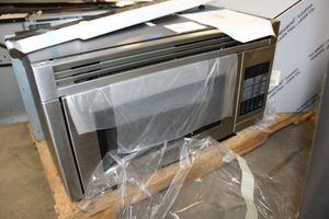 lot 269 image: Viking 30 convection microwave, model RVMHC330SS
