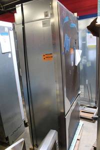 lot 240 image: Viking 36 bottom freezer refrigerator, model FDBB5363ER12