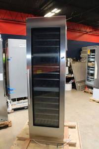 lot 5 image: Miele tall 24 wide wine cooler model KWT1601V1