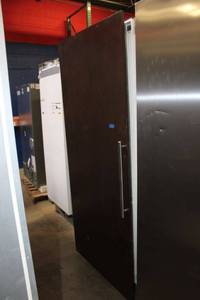 lot 253 image: Miele freezer, model F 1911 Vi